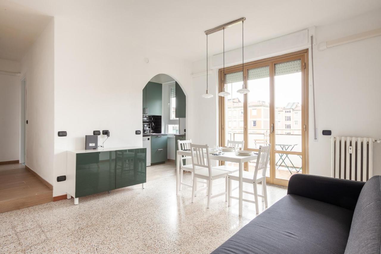 Spazioso Appartamento - City Life - Fiera Milano - Alcuino 5 Екстер'єр фото